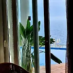Al Lado Del Mar 