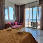 Al Lado Del Mar 