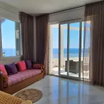 Al Lado Del Mar 