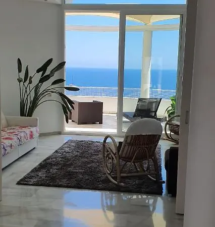 Al Lado Del Mar 
