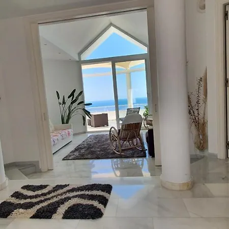 Al Lado Del Mar 