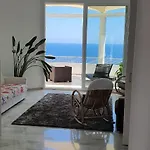 Al Lado Del Mar 
